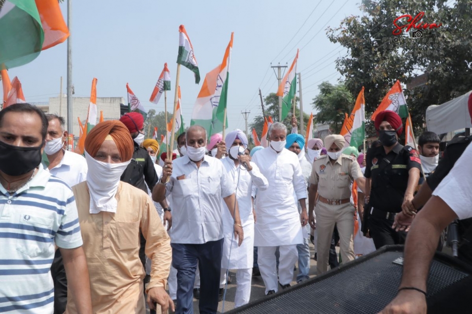 खेती संबंधी काले कानून बनाकर मोदी सरकार ने बड़ी कंपनियों को किसानों को लूटने की आजादी दी - सुनील जाखड़